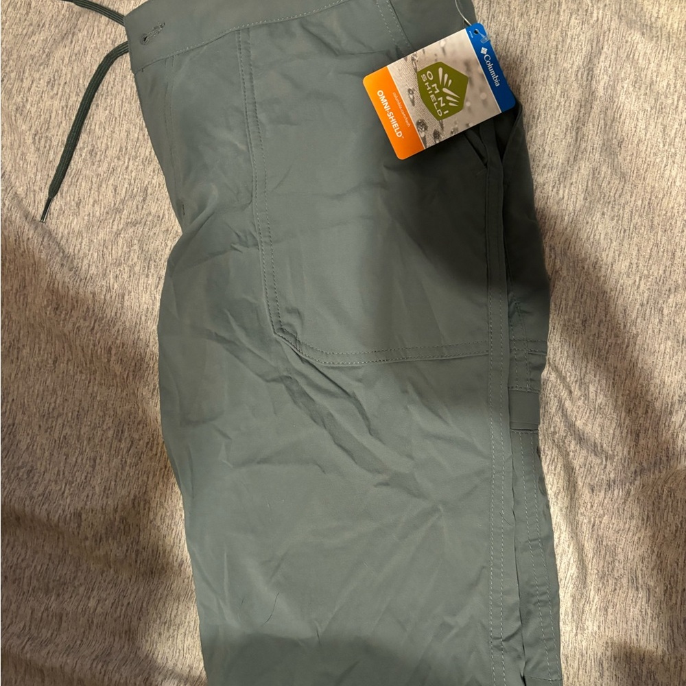 NWT long green climber canyon roll up pants